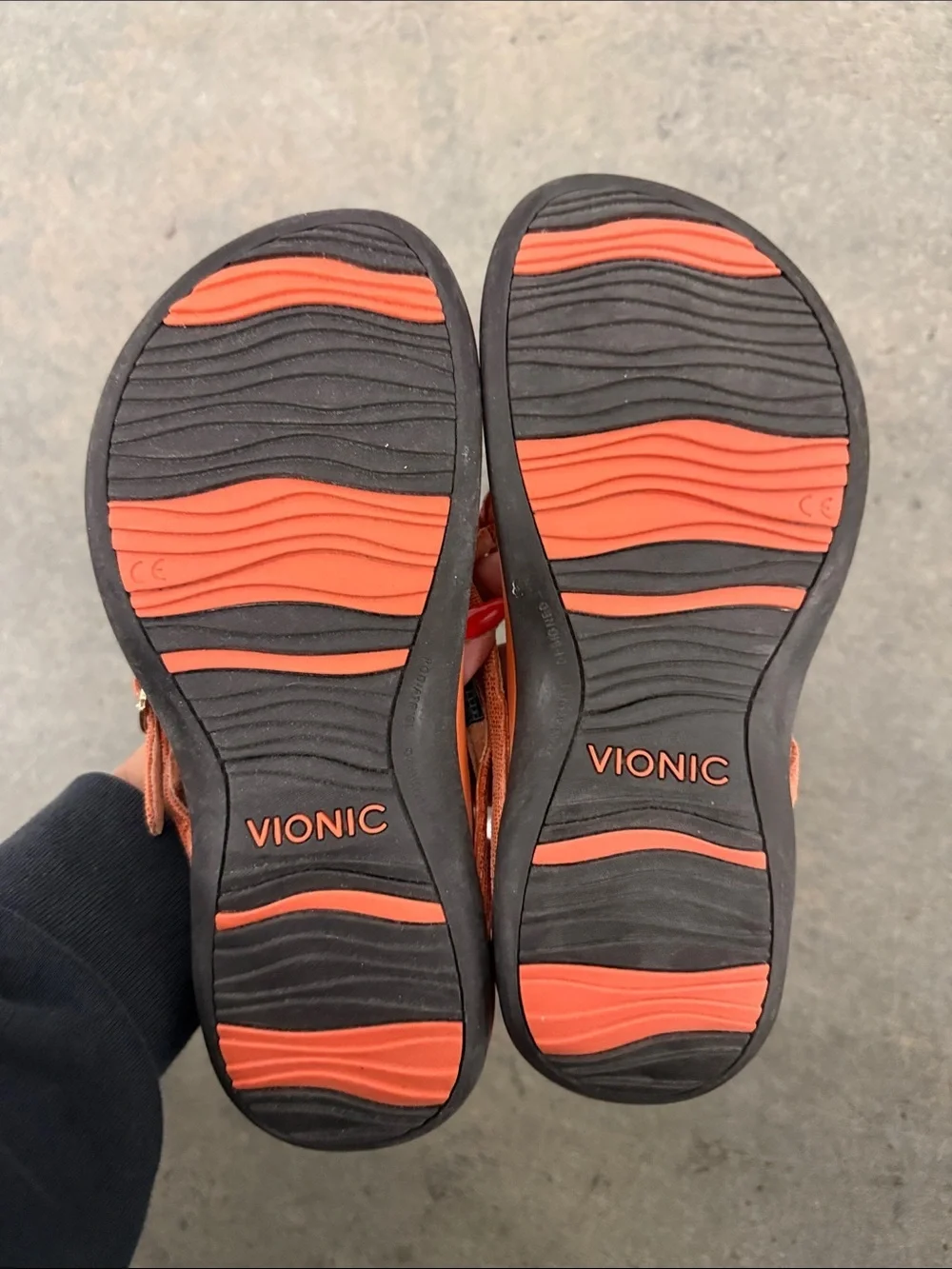 Vionic Orange Thong Sandals with Metallic Ring Detail